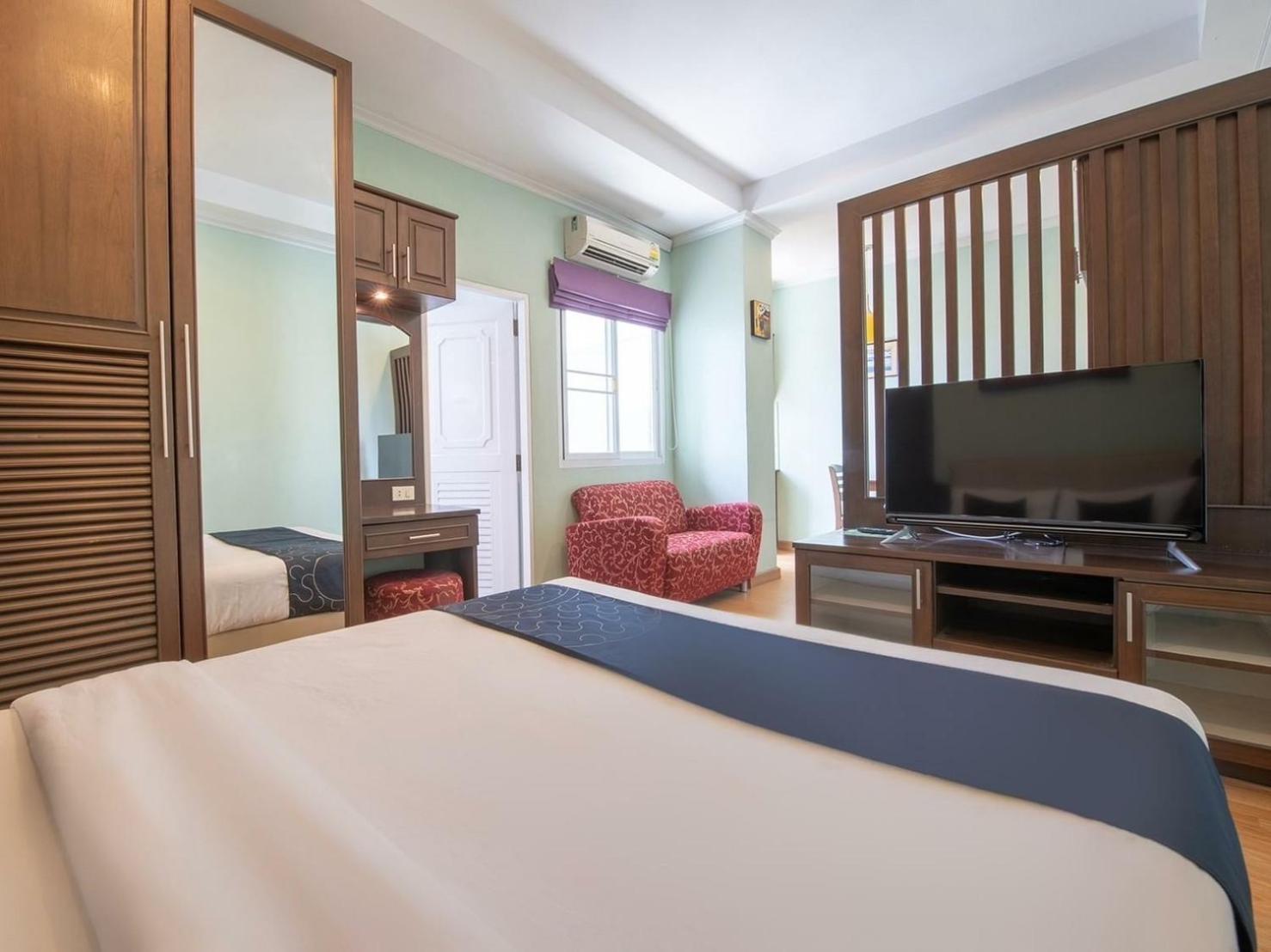 Blooming Hill Boutique Suites Pattaya Exterior photo