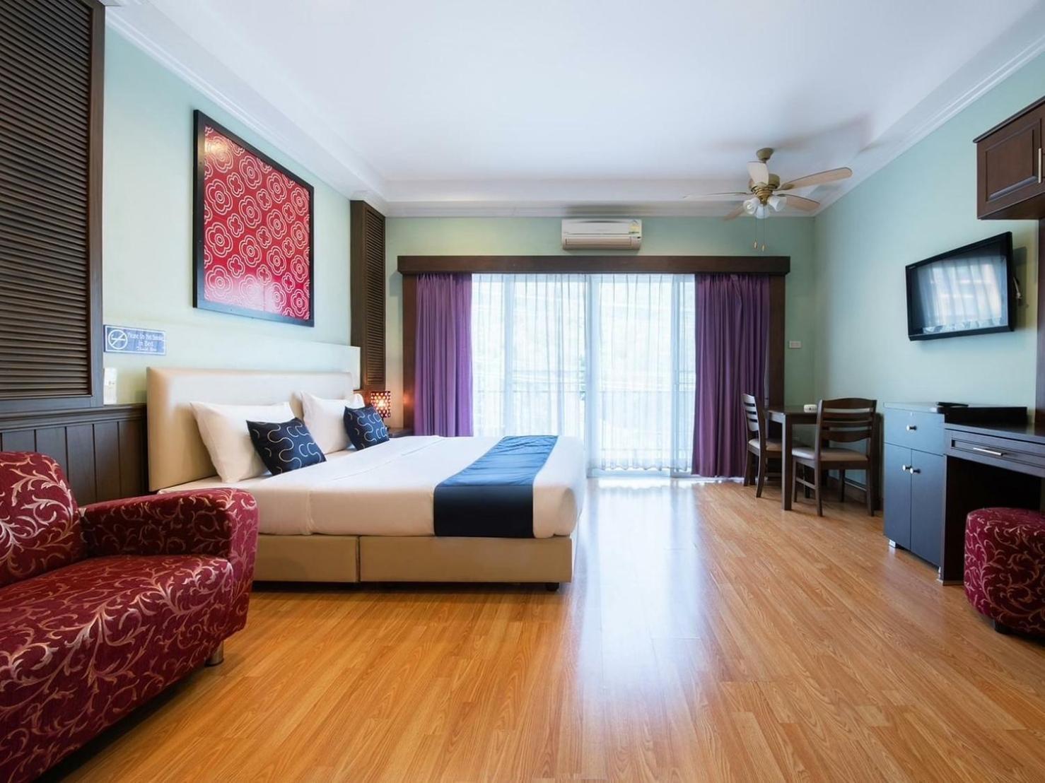 Blooming Hill Boutique Suites Pattaya Exterior photo